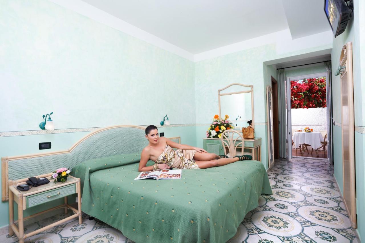 Hotel Villa Sirena - Thermae & Spa Искья Экстерьер фото