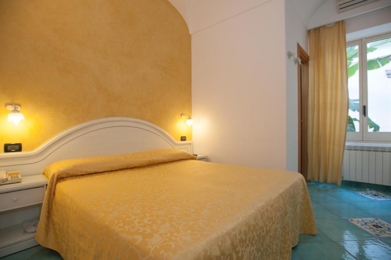Hotel Villa Sirena - Thermae & Spa Искья Экстерьер фото