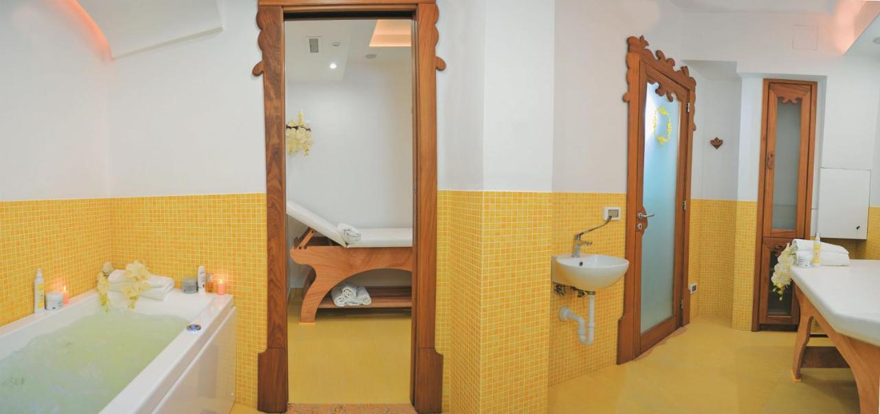 Hotel Villa Sirena - Thermae & Spa Искья Экстерьер фото
