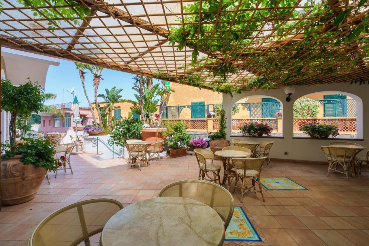 Hotel Villa Sirena - Thermae & Spa Искья Экстерьер фото